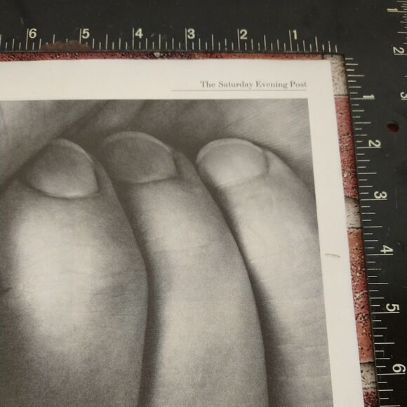 Gulf Oil Corp - Carbon bits on Fingertip - Fuel Quality - Vtg 1961 PRINT AD - Picture 5 of 10